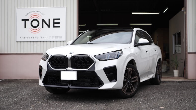 ＢＭＷ Ｘ２ フロントとリアスピーカー交換