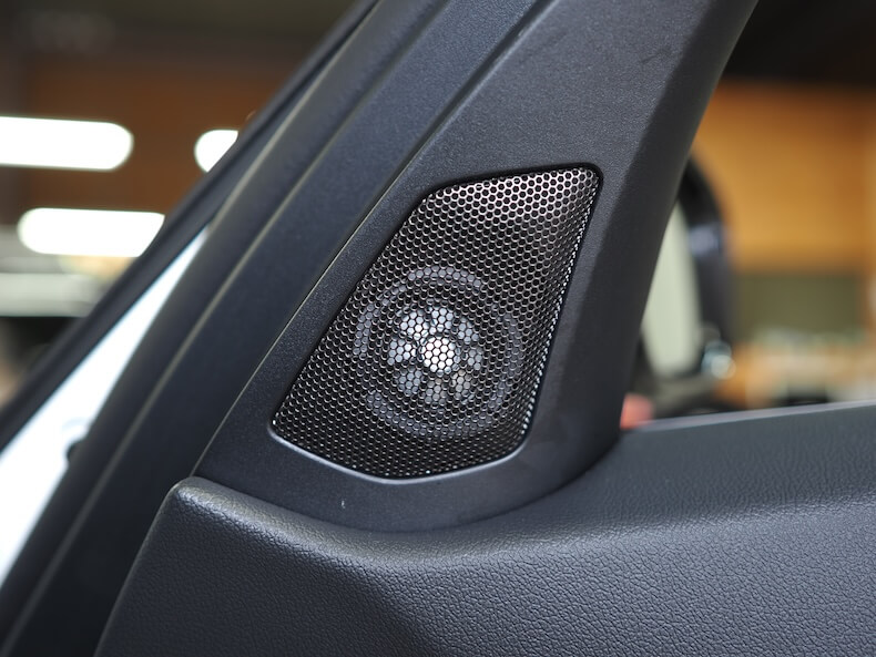 BMWM3のフロントドアツィーター