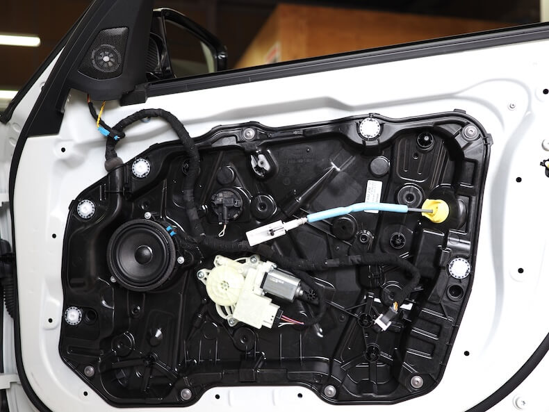 BMWM3のフロントドア内部