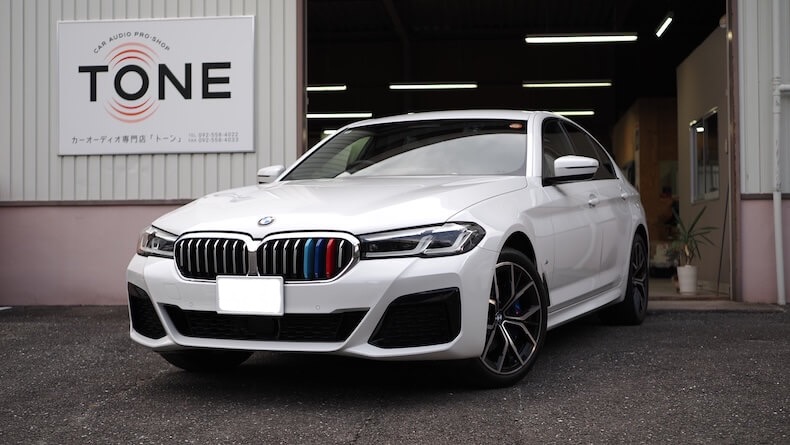 BMW 5シリーズ フロントスピーカー交換