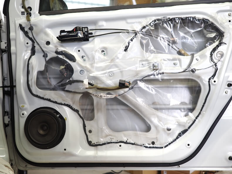 スズキアルトワークスのドア内部