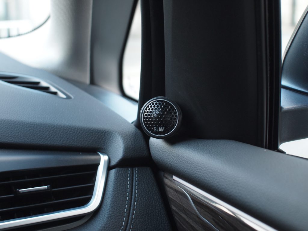 BMW 218d ツィーター取付
