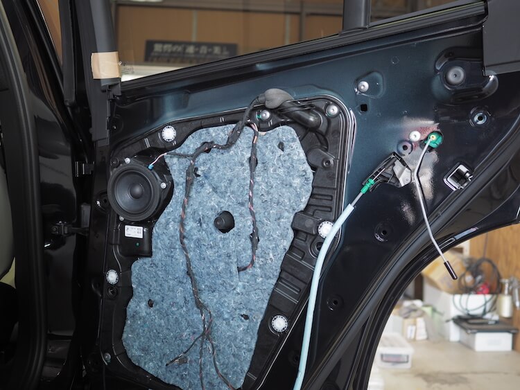 BMWアルピナXD3のリアドア内部