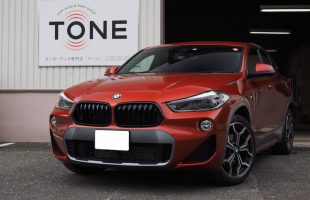 ＢＭＷ Ｘ２ スピーカー交換とアンプ内蔵プロセッサー（DSP）取り付け作業