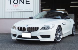 ＢＭＷ Ｚ４（Ｅ８９）キックパネルスピーカー交換とアンプ内蔵ＤＳＰ（プロセッサー）取り付け