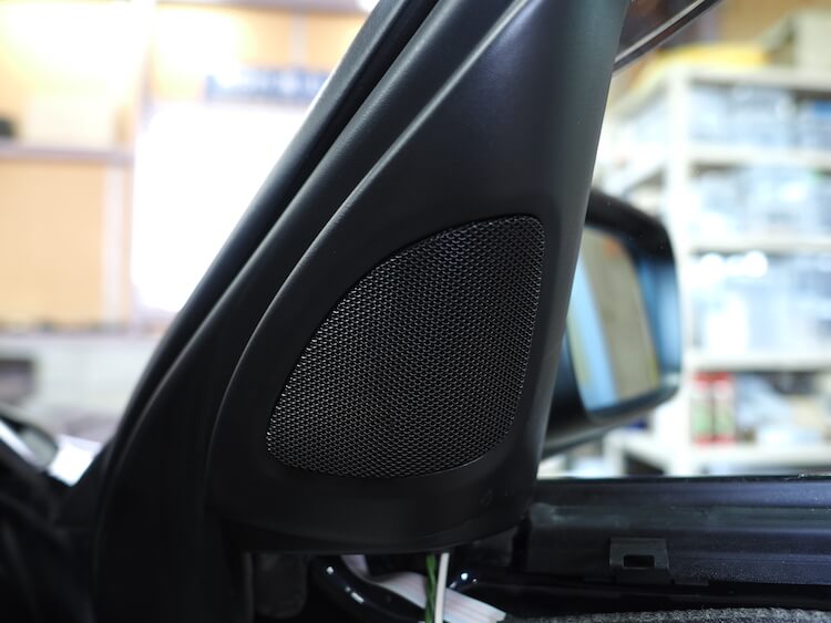 BMWE46のフロントドアミラー裏のツィーター