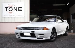 日産 スカイライン オーディオ取り付け作業